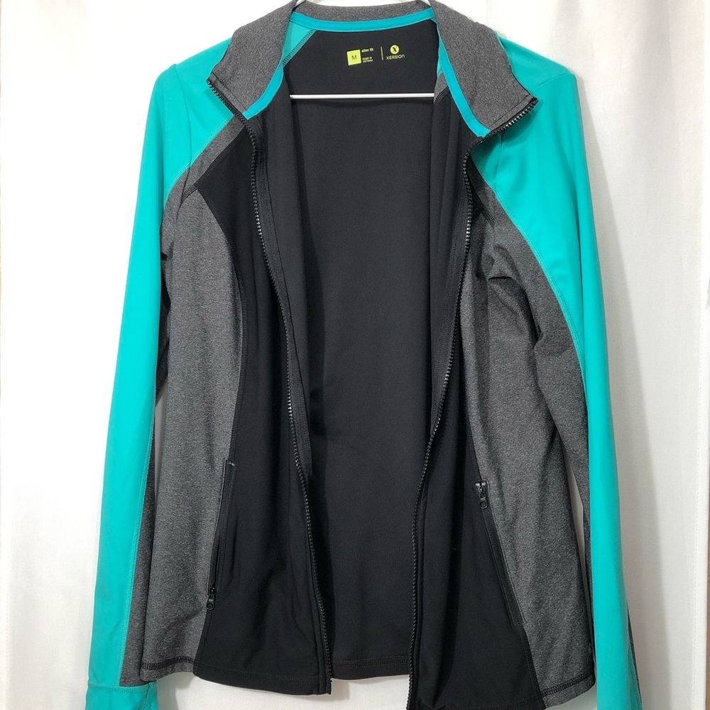 Workout Jacket w/ thumb holes